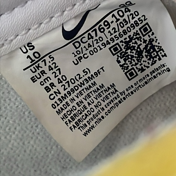 Nike Blazers low 77 White Team Red size 10 UK 7.5 EU 42 - Picture 4 of 7